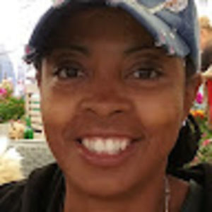 Meet your Posher, Monica